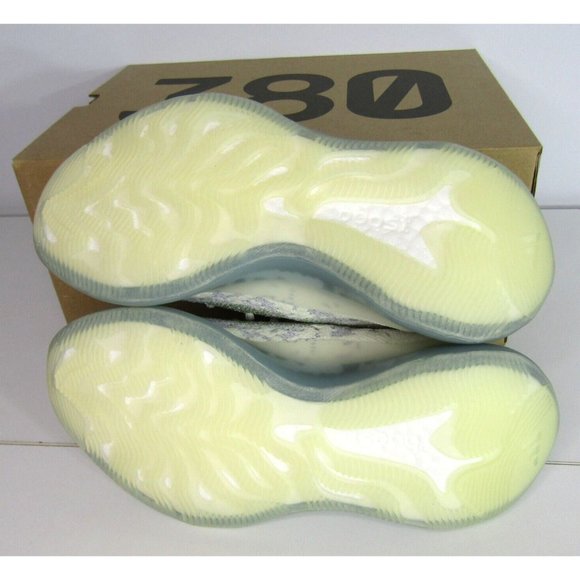 Adidas Yeezy Boost 380 Alien Blue Kanye West (GW0304) Men\'s Size 5/37 1/3